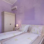 Nice Home In Malinska *