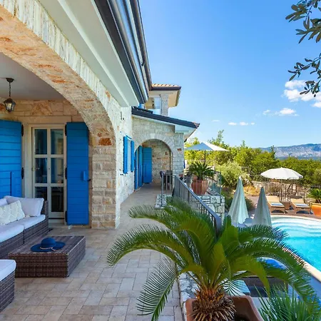 بيت للعطل Nice Home In Malinska *