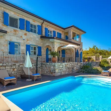 Stunning Home In Malinska With Wifi * Malinska