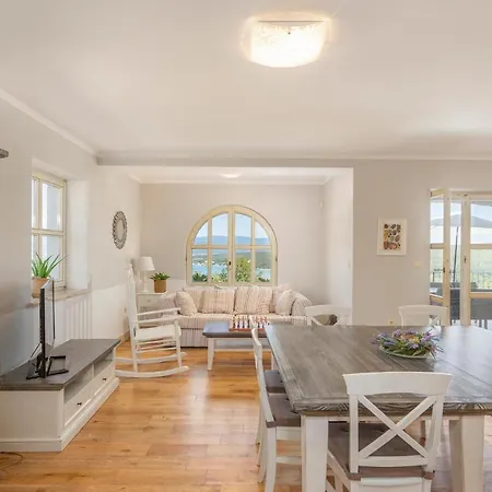 Holiday home Stunning Home In Malinska With Wifi Malinska