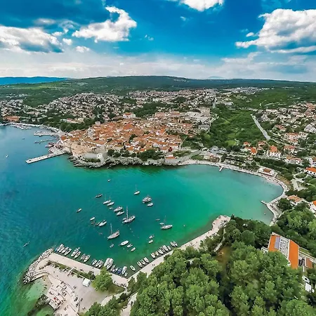 Stunning Home In Malinska With Wifi * Malinska