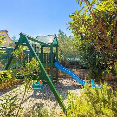 Holiday home Stunning Home In Malinska With Wifi