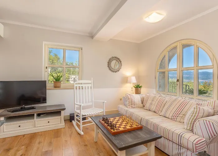 Stunning In With Wifi